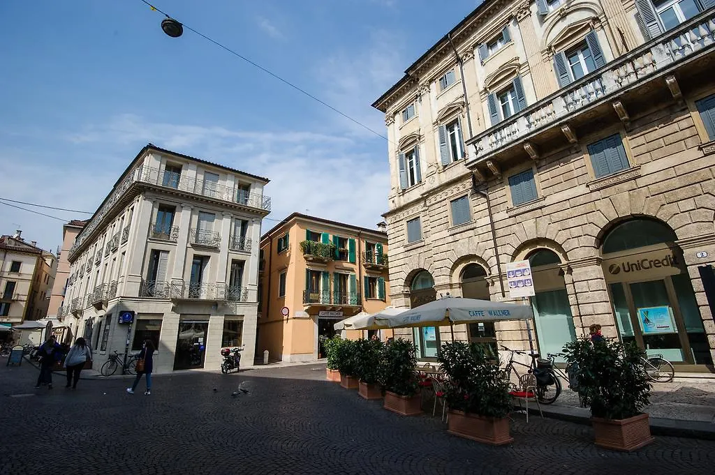 Italianflat - Arena Di Verona Apartments 0*,  Italy